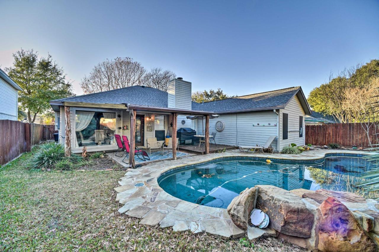 Peaceful San Antonio Oasis With Private Pool And Grill Villa Exteriör bild