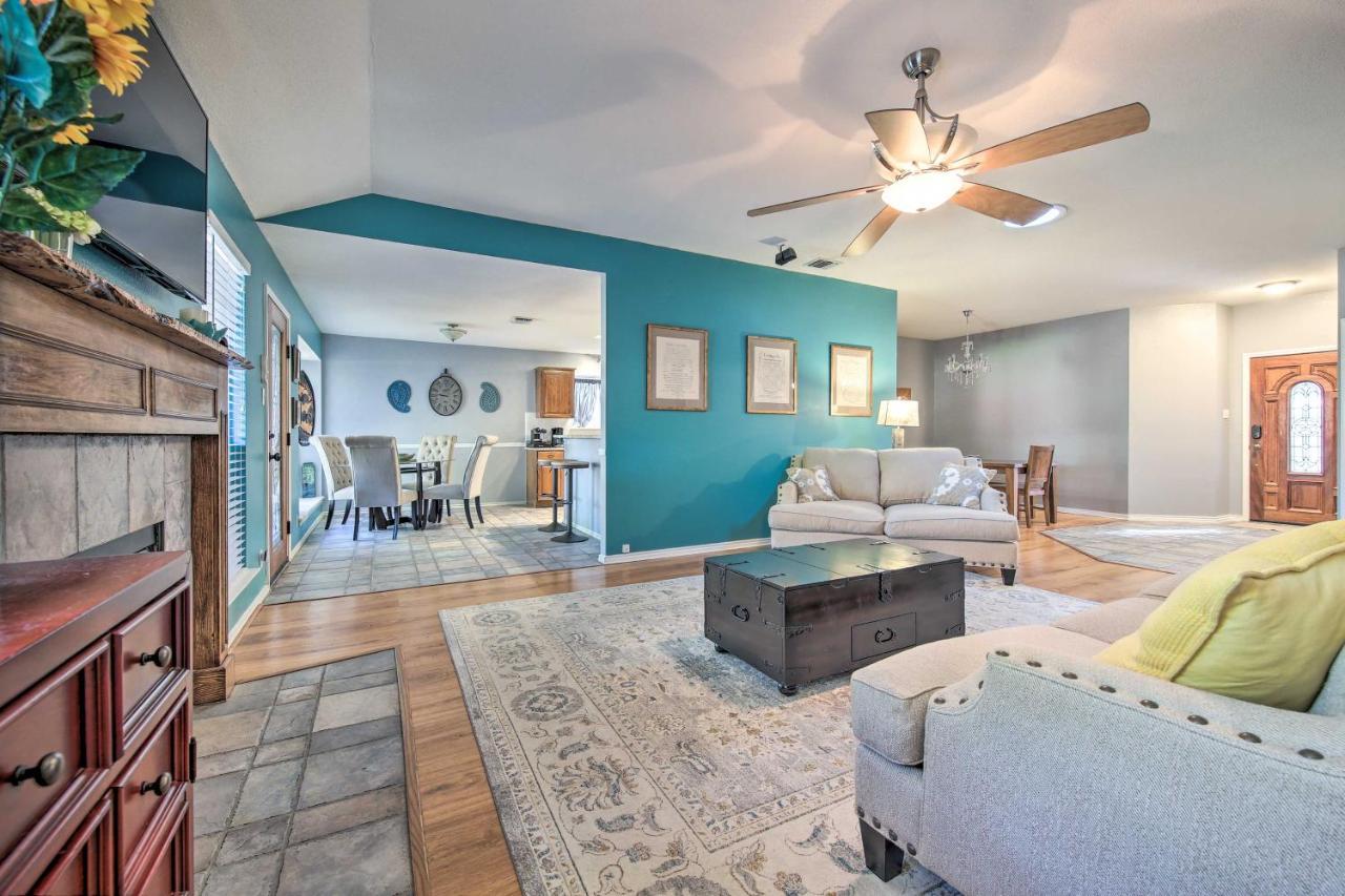 Peaceful San Antonio Oasis With Private Pool And Grill Villa Exteriör bild